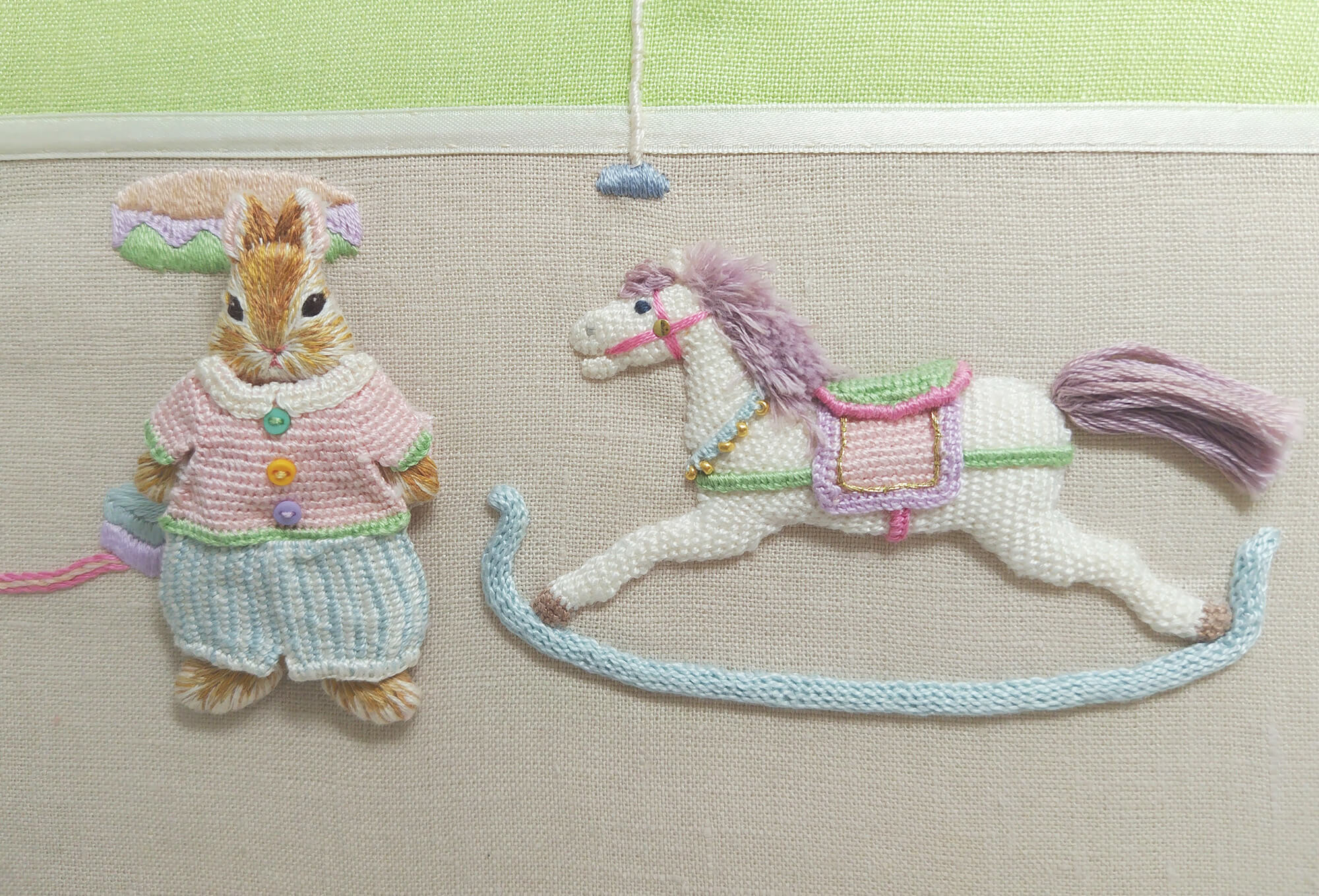 ウサギと木馬